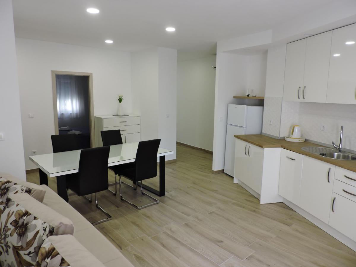 Apartments Lidus Makarska Eksteriør bilde